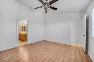 Photo #6: 2179646 Listing