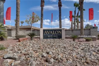 Photo #1: 2179685 Listing