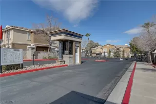 Photo #2: 2179685 Listing