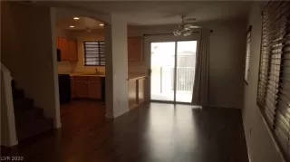 Photo #5: 2179717 Listing 