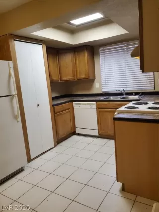 Photo #1: 2179751 Listing