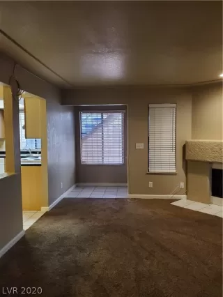 Photo #4: 2179751 Listing