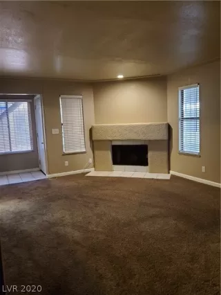 Photo #5: 2179751 Listing