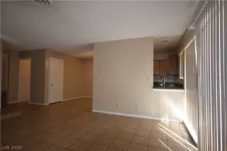 Photo #5: 2179780 Listing 