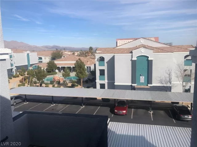 MLS: 2179790 Condo For Sale