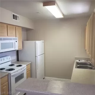 Photo #6: 2179790 Listing