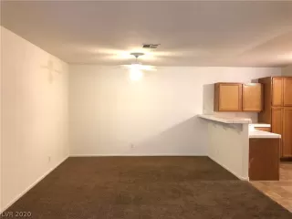 Photo #5: 2179880 Listing 