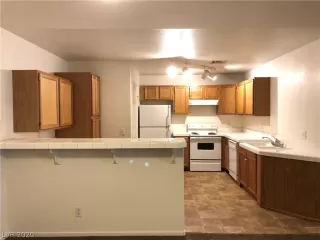 Photo #6: 2179880 Listing 