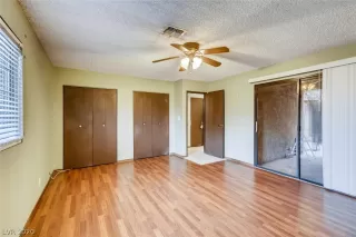 Photo #6: 2179969 Listing