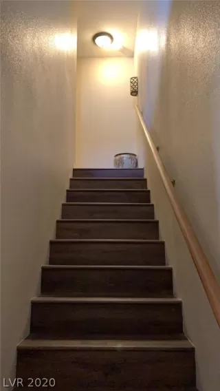 Photo #6: 2180042 Listing