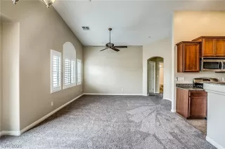 Photo #6: 2180120 Listing 