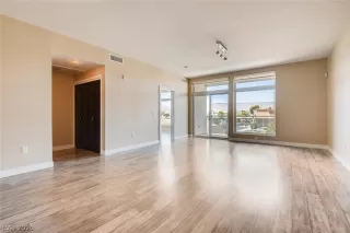 Photo #4: 2180199 Listing 