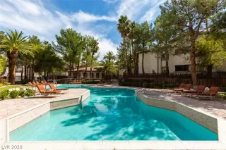 Photo #2: 2180207 Listing 