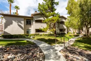 Photo #5: 2180207 Listing 