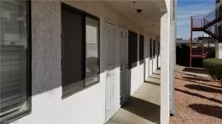 Photo #4: 2180257 Listing