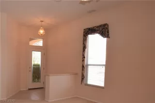 Photo #5: 2180275 Listing 