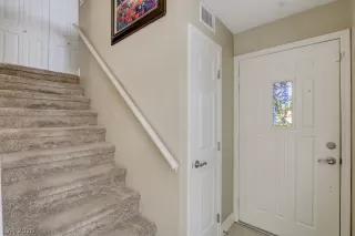 Photo #4: 2180366 Listing 