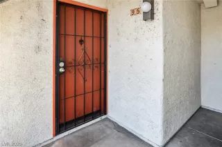 Photo #2: 2180437 Listing