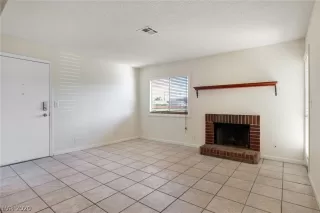 Photo #4: 2180437 Listing