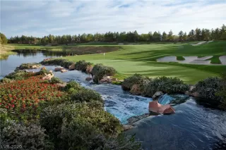 Photo #1: 2180443 Listing