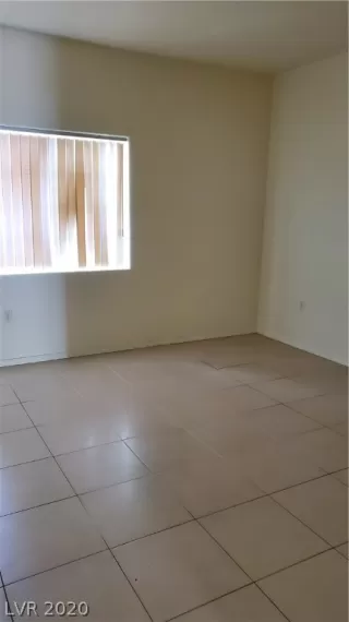 Photo #3: 2180466 Listing 