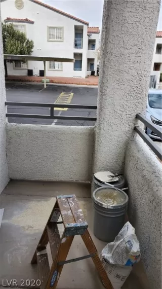 Photo #5: 2180466 Listing 