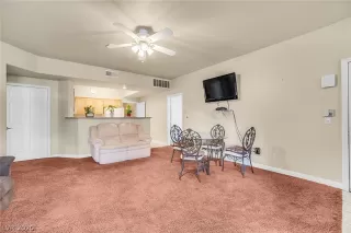 Photo #6: 2180475 Listing 