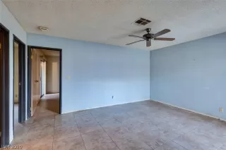 Photo #4: 2180514 Listing 