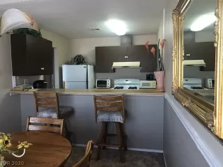 Photo #6: 2180539 Listing 