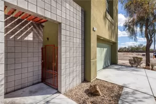 Photo #1: 2180576 Listing 