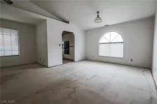 Photo #3: 2180827 Listing