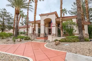 Photo #1: 2180920 Listing