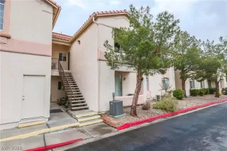 Photo #2: 2180920 Listing