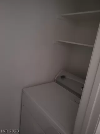 Photo #6: 2181097 Listing