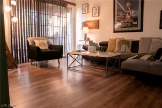 Photo #2: 2181103 Listing 