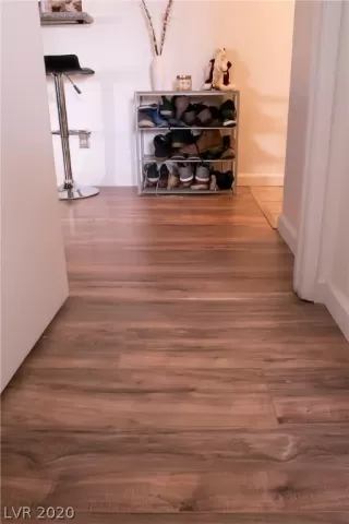 Photo #3: 2181103 Listing 