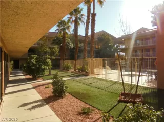 Photo #6: 2181133 Listing