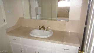 Photo #6: 2181200 Listing 