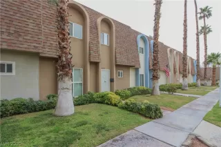 Photo #2: 2181225 Listing