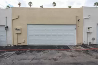 Photo #3: 2181225 Listing