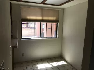 Photo #5: 2181246 Listing