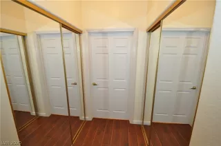 Photo #1: 2181387 Listing 