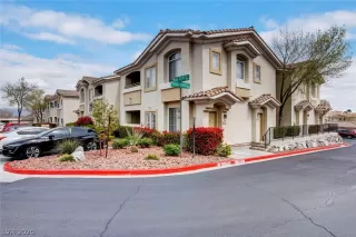 Photo #1: 2181396 Listing 