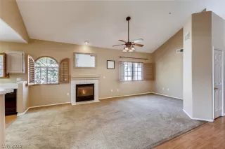 Photo #2: 2181404 Listing