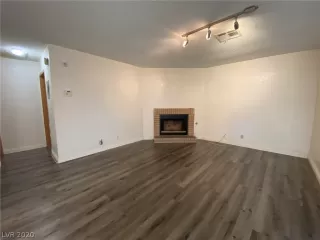 Photo #5: 2182445 Listing 