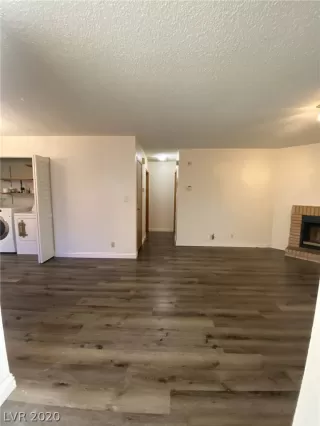 Photo #6: 2182445 Listing 