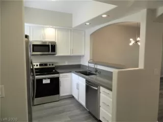 Photo #2: 2182468 Listing