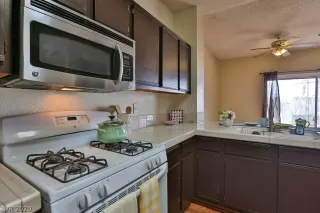 Photo #5: 2182472 Listing 