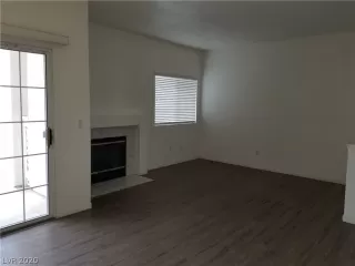 Photo #4: 2182475 Listing 