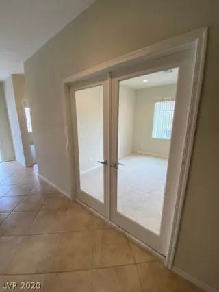 Photo #5: 2182524 Listing 